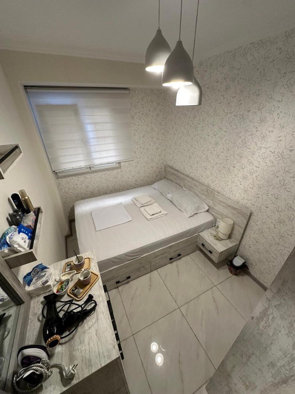 Elegant Escape In City Center エレバン エクステリア 写真